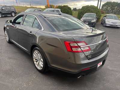 2016 Ford Taurus, $9645. Photo 6