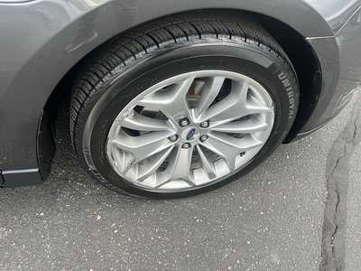 2016 Ford Taurus, $9645. Photo 8