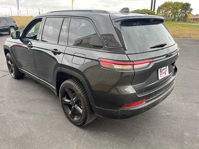 2023 Jeep Grand Cherokee, $30845. Photo 8