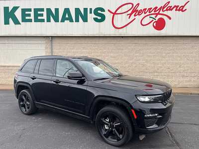 2023 Jeep Grand Cherokee, $30845. Photo 1