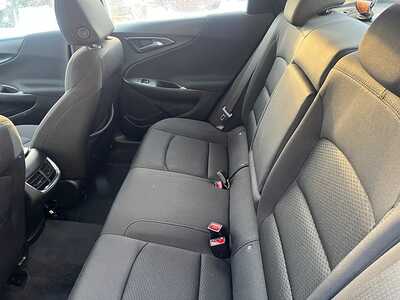 2025 Chevrolet Malibu, $20990. Photo 11