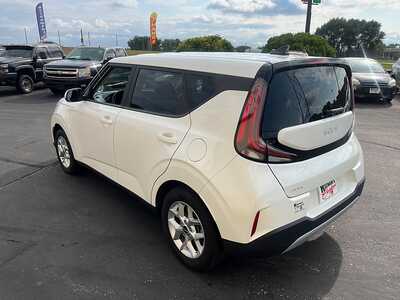 2024 Kia Soul, $17455. Photo 8