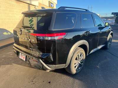 2024 Nissan Pathfinder, $28990. Photo 4