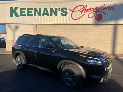 2024 Nissan Pathfinder, $28990. Photo 1
