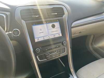 2017 Ford Fusion, $10750. Photo 11