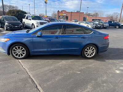 2017 Ford Fusion, $10750. Photo 4
