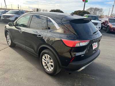 2022 Ford Escape, $19488. Photo 5