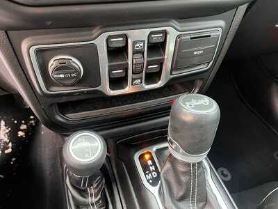 2018 Jeep Wrangler Unlimited, $22964. Photo 12