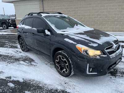 2016 Subaru Crosstrek, $11990. Photo 2