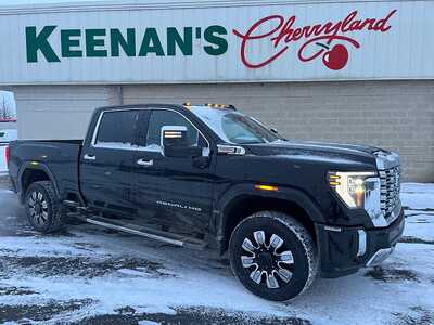 2024 GMC 2500 Crew Cab, $69843. Photo 1
