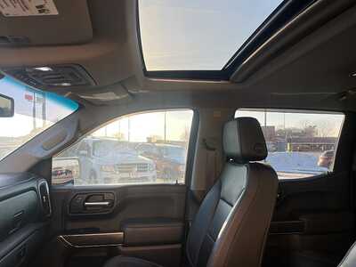 2019 Chevrolet 1500 Crew Cab, $30990. Photo 11