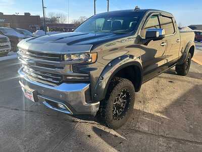 2019 Chevrolet 1500 Crew Cab, $30990. Photo 4