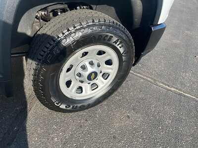 2020 Chevrolet 1500 Ext Cab, $30940. Photo 10