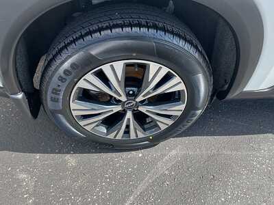 2023 Nissan Rogue, $19977. Photo 11