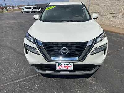 2023 Nissan Rogue, $19977. Photo 3