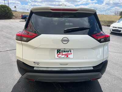 2023 Nissan Rogue, $19977. Photo 7