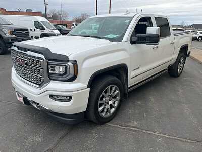 2018 GMC 1500 Crew Cab, $27950. Photo 4