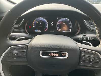 2023 Jeep Grand Cherokee, $25985. Photo 12