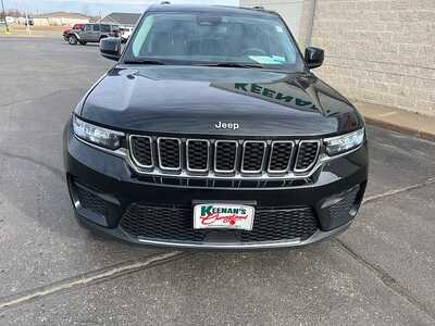 2023 Jeep Grand Cherokee, $25985. Photo 3