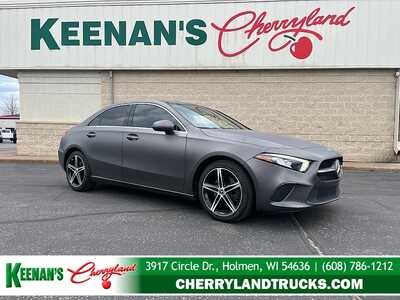 2019 Mercedes-Benz A-Class, $19990. Photo 1