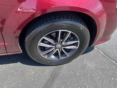 2017 Dodge Caravan, Grand, $11880. Photo 10
