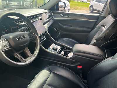 2022 Jeep Grand Cherokee, $25990. Photo 10