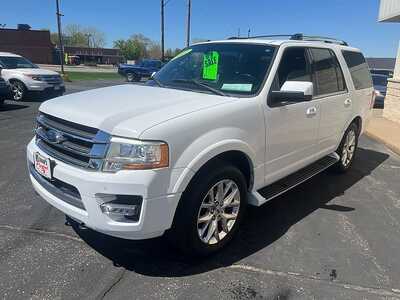 2017 Ford Expedition, $9250. Photo 4