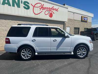 2017 Ford Expedition, $9250. Photo 9