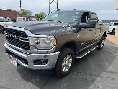 2024 RAM 2500 Crew Cab, $43980. Photo 4