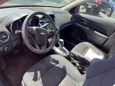 2016 Chevrolet Cruze, $7450. Photo 10