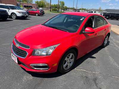 2016 Chevrolet Cruze, $7450. Photo 4