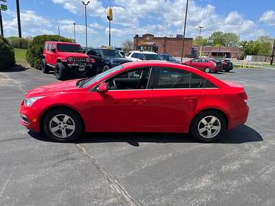 2016 Chevrolet Cruze, $7450. Photo 5