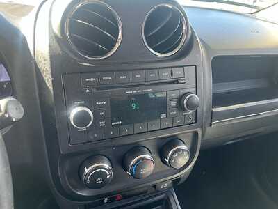 2017 Jeep Patriot, $7980. Photo 12