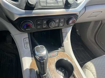 2017 GMC Acadia, $13880. Photo 11