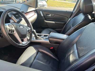 2014 Ford Edge, $9440. Photo 3