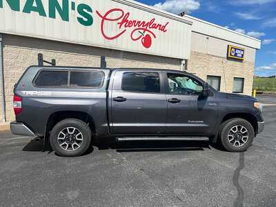 2016 Toyota Tundra Crew Cab, $27650. Photo 7