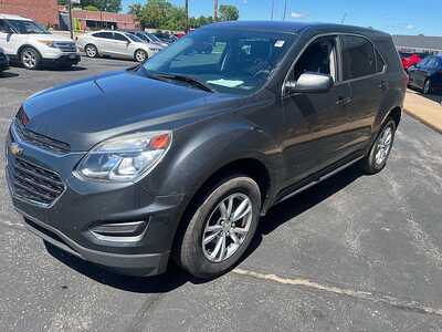 2017 Chevrolet Equinox, $12650. Photo 4