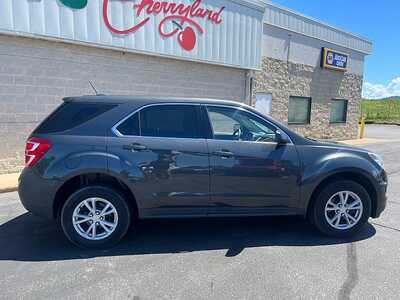 2017 Chevrolet Equinox, $12650. Photo 8