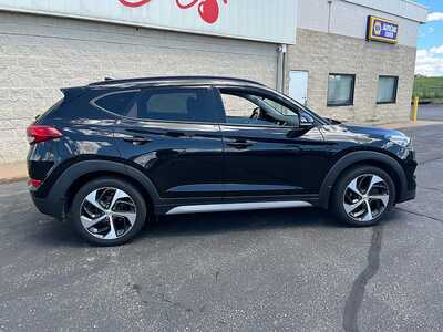 2018 Hyundai Tucson, $11790. Photo 8