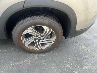 2023 Hyundai Santa Fe, $19540. Photo 12