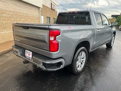 2020 Chevrolet 1500 Crew Cab, $23788. Photo 8