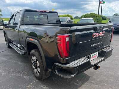 2025 GMC 2500 Crew Cab, $72950. Photo 5