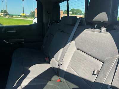 2020 Chevrolet 1500 Crew Cab, $32490. Photo 10