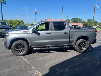 2020 Chevrolet 1500 Crew Cab, $32490. Photo 5