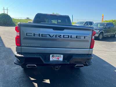 2020 Chevrolet 1500 Crew Cab, $32490. Photo 6