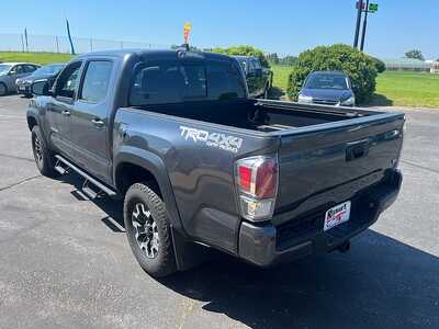 2021 Toyota Tacoma, $29744. Photo 6