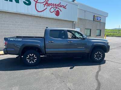 2021 Toyota Tacoma, $29744. Photo 9