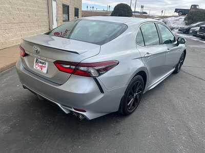 2021 Toyota Camry, $21988. Photo 7