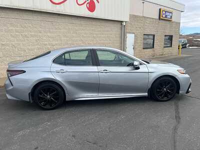 2021 Toyota Camry, $21988. Photo 8