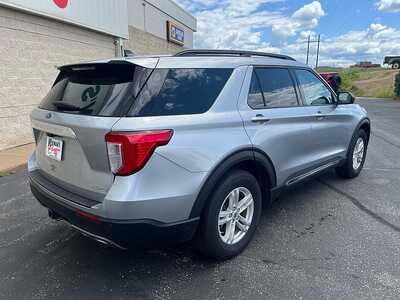 2021 Ford Explorer, $23785. Photo 6
